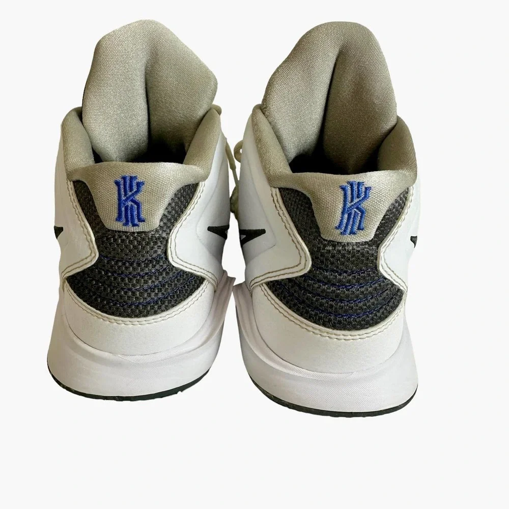 Nike Kyrie Infinity Basketball Shoes sz. US Boys 6 Yr. Old White DD0334-102‎